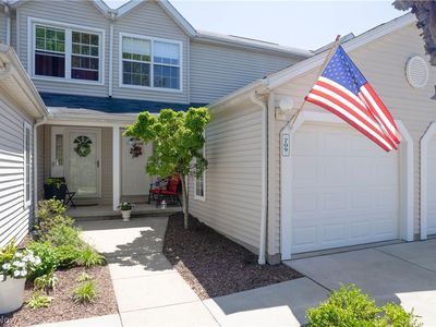 Property at 709 Goldleaf Ct, Streetsboro, OH