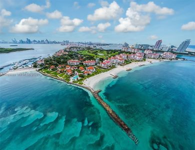 19216 Fisher Island Dr