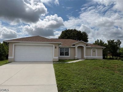 573 Bourse Cir