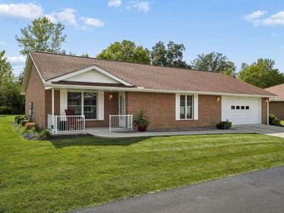 321 Ashley Ln
