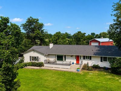 110 E Sales Yard Rd