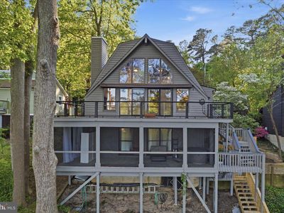 544 Lake Dr
