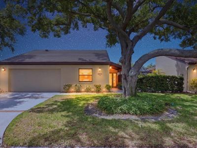 3694 Glen Oaks Manor Dr