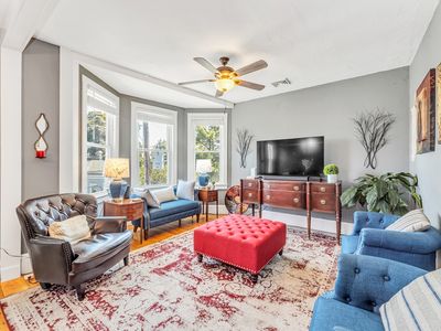 109 Sheridan St APT 3