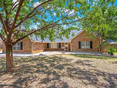 2810 Springdale Ln