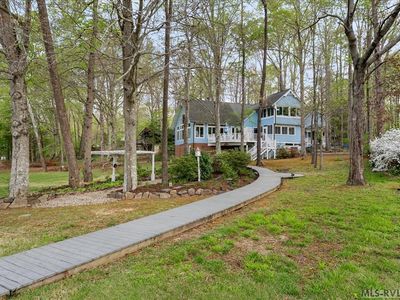 636 Beechwood Dr