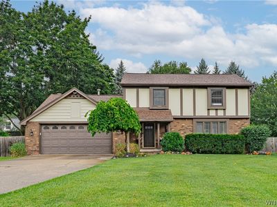385 Hawthorne Pl