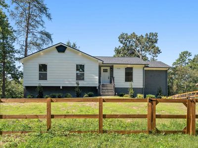 1068 Alicia Dr