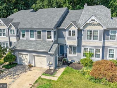 32 Fairway Ct