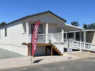 3555 S Pacific Hwy Space 184
