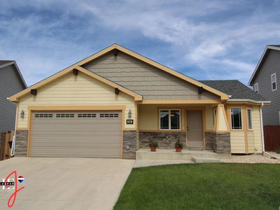 890 Pebble Mountain Dr