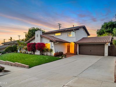 291 W Avenida De Las Flores