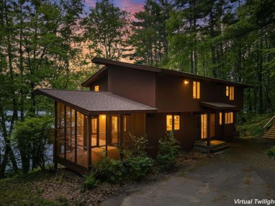 18 Treehouse Way