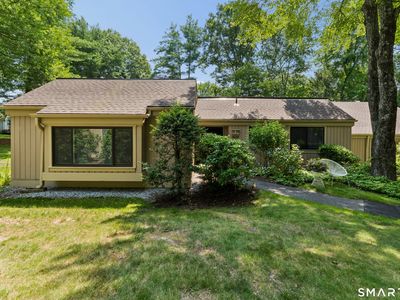 1008 Heritage Village #A
