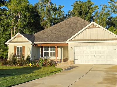 111 Hampton Chase