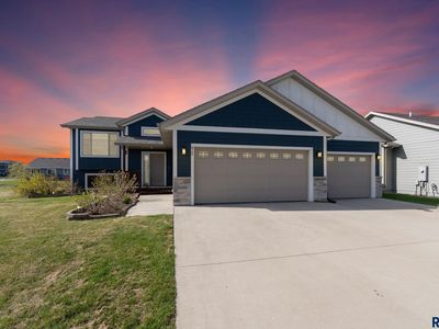 615 Creekside Trl