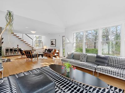 54 Gardiner Dr