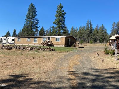 6233 Happy Hollow Ln