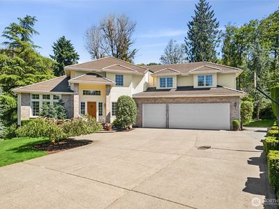 932 16th Avenue Ct SE