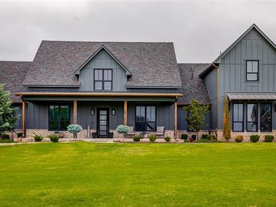 5668 Lamar Cir