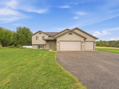 619 Nelson Ln