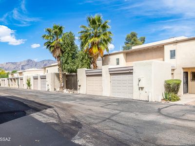 3750 N Country Club Rd