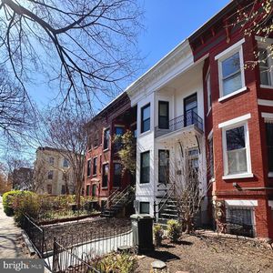 1604 8th St NW