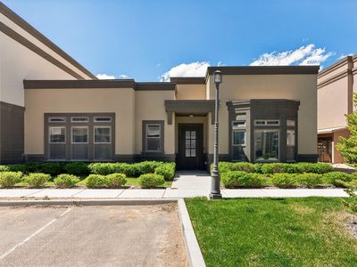 908 S Lincoln Ave #1