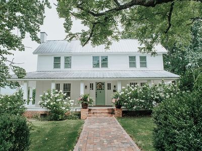 143 Boxwood Ter