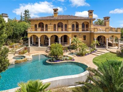 367 Monterey Pines Dr