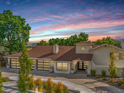 2447 Woodland Dr