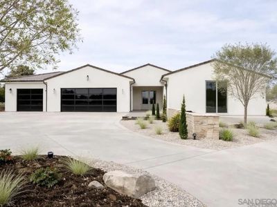 588 Twin Country Ln