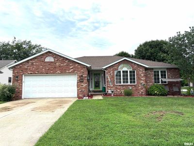 4528 Barrington Dr