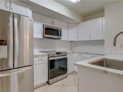 4127 Residence Dr APT 403