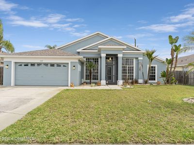 1577 Stafford Ave