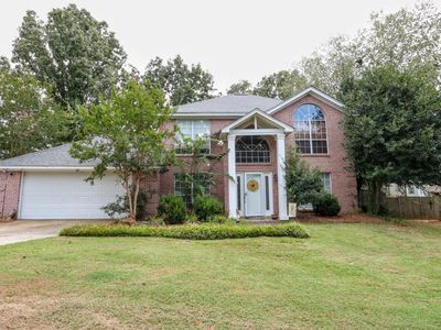 117 Lakeside Ave