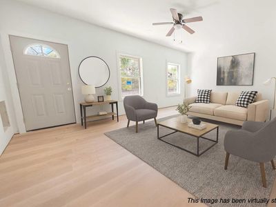 221 Pine Tree Circle Dr