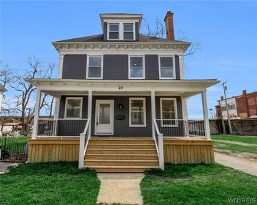 23 Oxford Ave