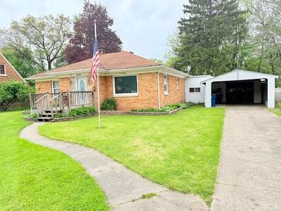 829 Dwillard Dr