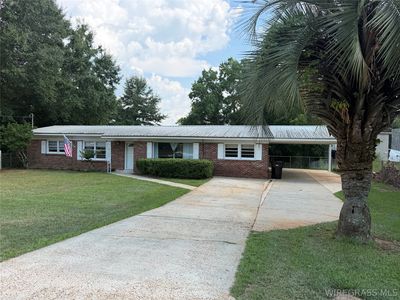 13 Goff St
