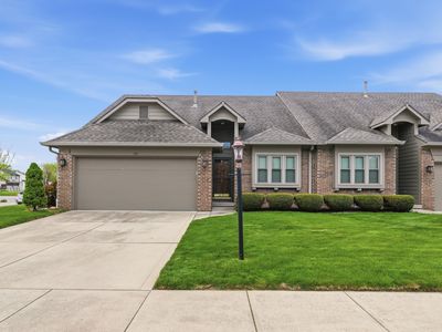 735 Cottage Ln
