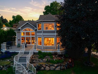 405 Lake DRIVE