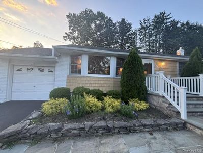 Property at 9 Carrol Place, Greenlawn, NY