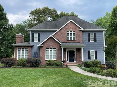 162 Twin Lakes Dr