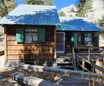 22 Whitney Portal Rd