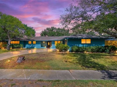 332 Poenisch Dr