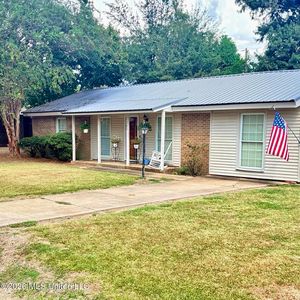 502 Kelli Ave