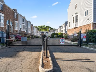 2612 North Avenue #D7