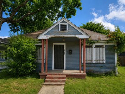 917 E Pulaski St