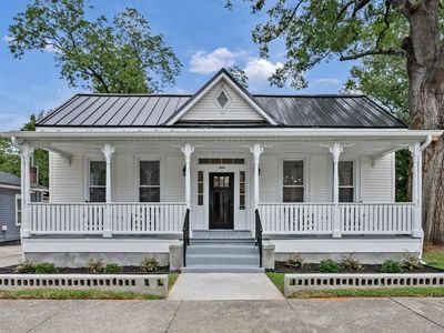 1000 Oak St